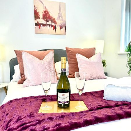 Hazel 1-Bedroom Cousy Flat, Parking, Wifi, Prime Location, Close To Blenheim Palace & Oxford Kidlington Zewnętrze zdjęcie